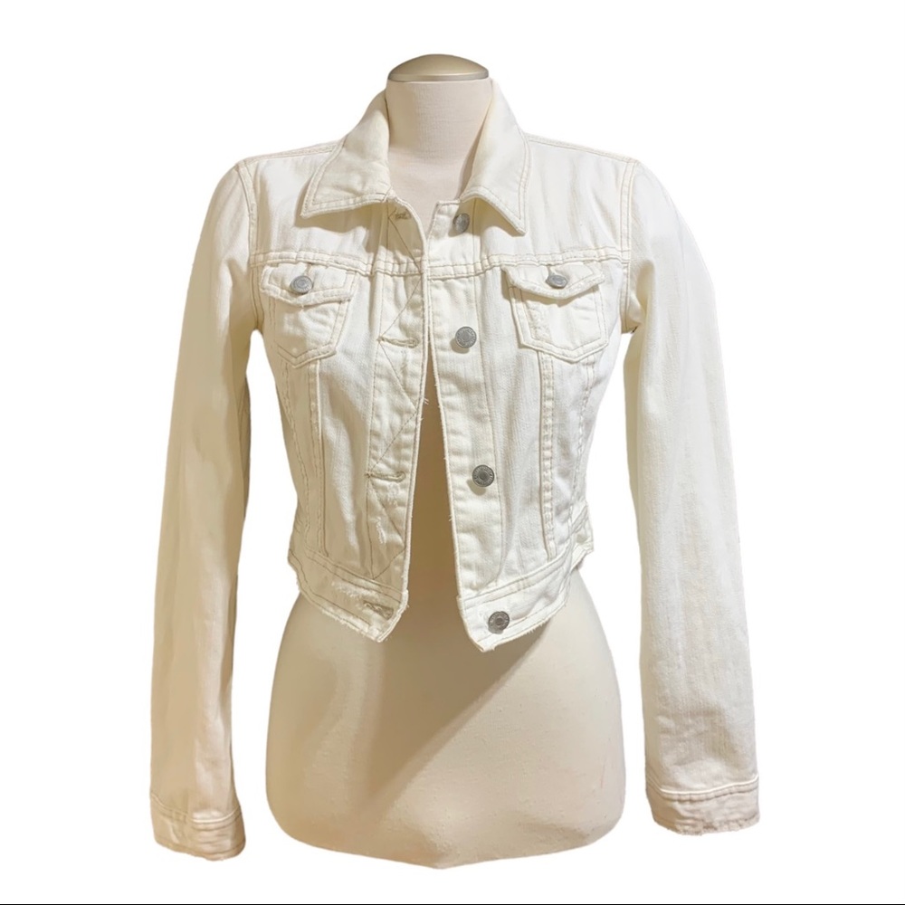 Aeropostale white cropped jean jacket (size medium)
